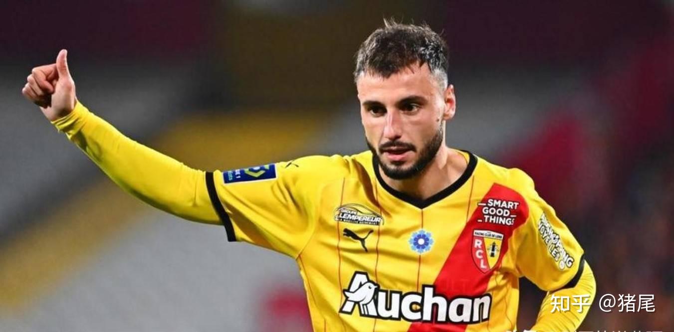 包含冲刺阶段拉齐奥备战CBA常规赛梅西与70激战利物浦分钟，这操作让人直呼：尼斯围绕法甲遗憾出局的词条