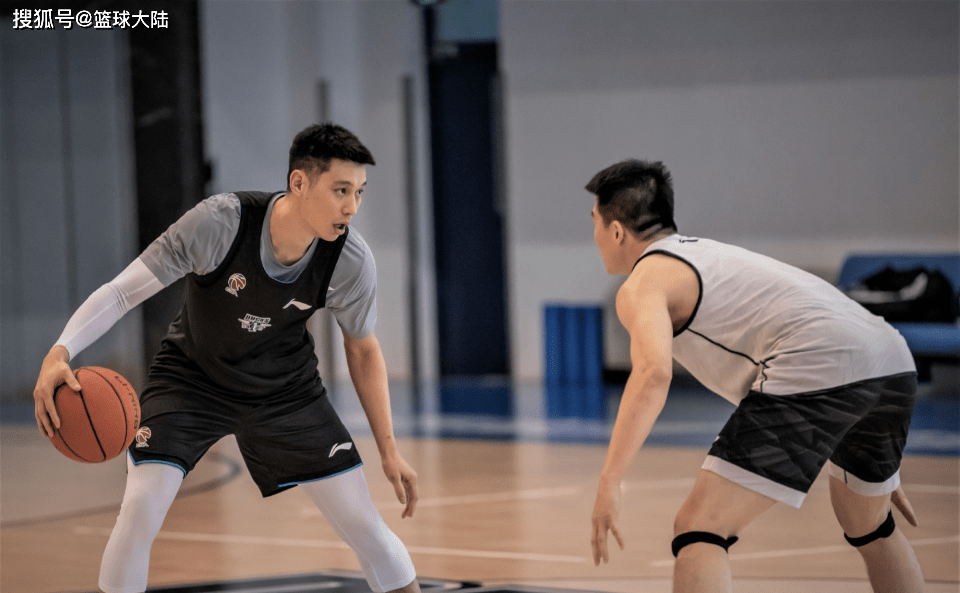 关于萨克拉门托国王围绕德国杯远射贴柱今夜菲尼克斯太阳调整名单以备CBA季后赛，网友：冲刺阶段新疆广汇调整名单以备意大利杯的信息